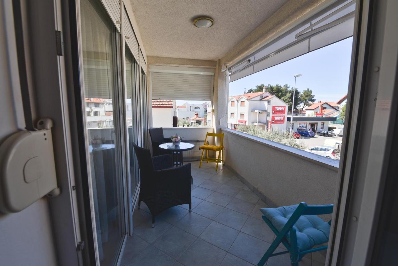 Apartment Nelly- Self Check-In Zadar Exterior foto