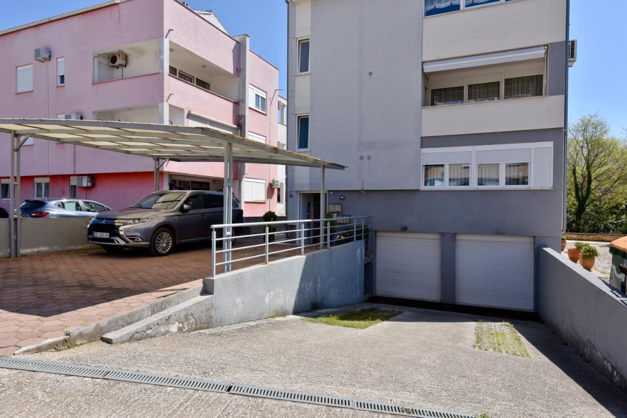 Apartment Nelly- Self Check-In Zadar Exterior foto